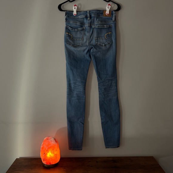 American eagle next level stretch SIZE: 2 LENGTH: regular - Picture 2 of 2